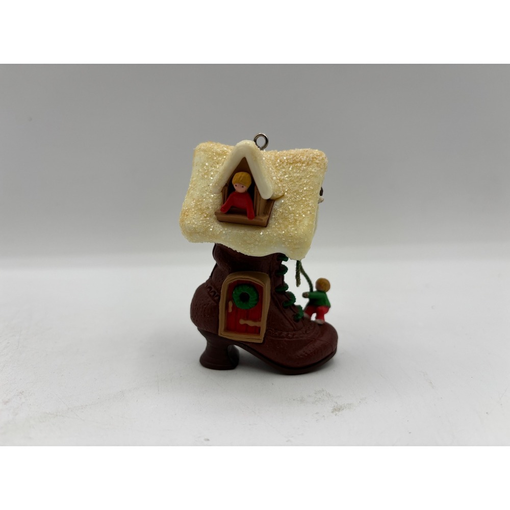 Hallmark Keepsake Dated 1985 Vintage Children in Shoe Handcrafted Ornament